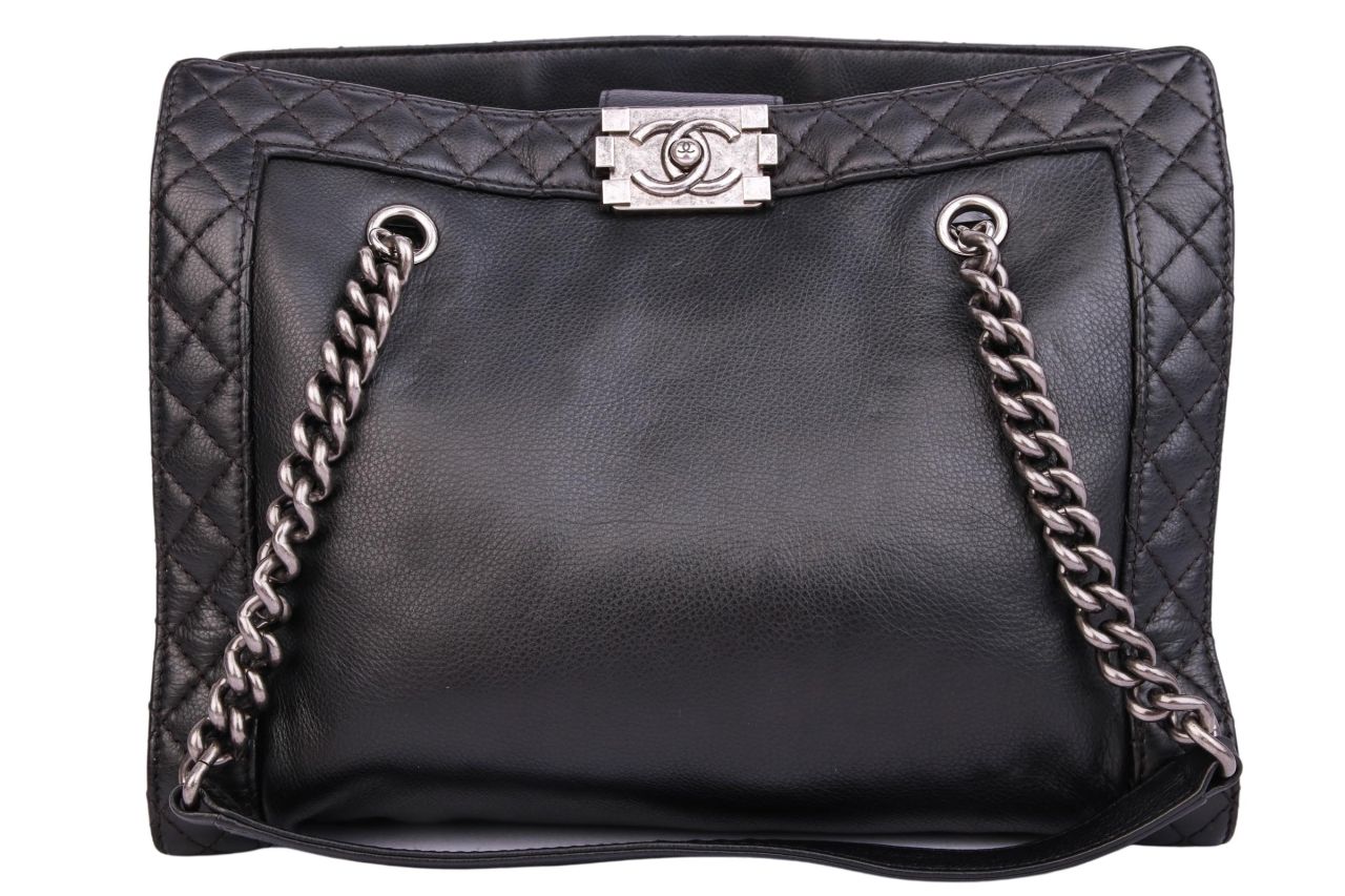 Chanel Boy Tote Bag Black Luxussachen