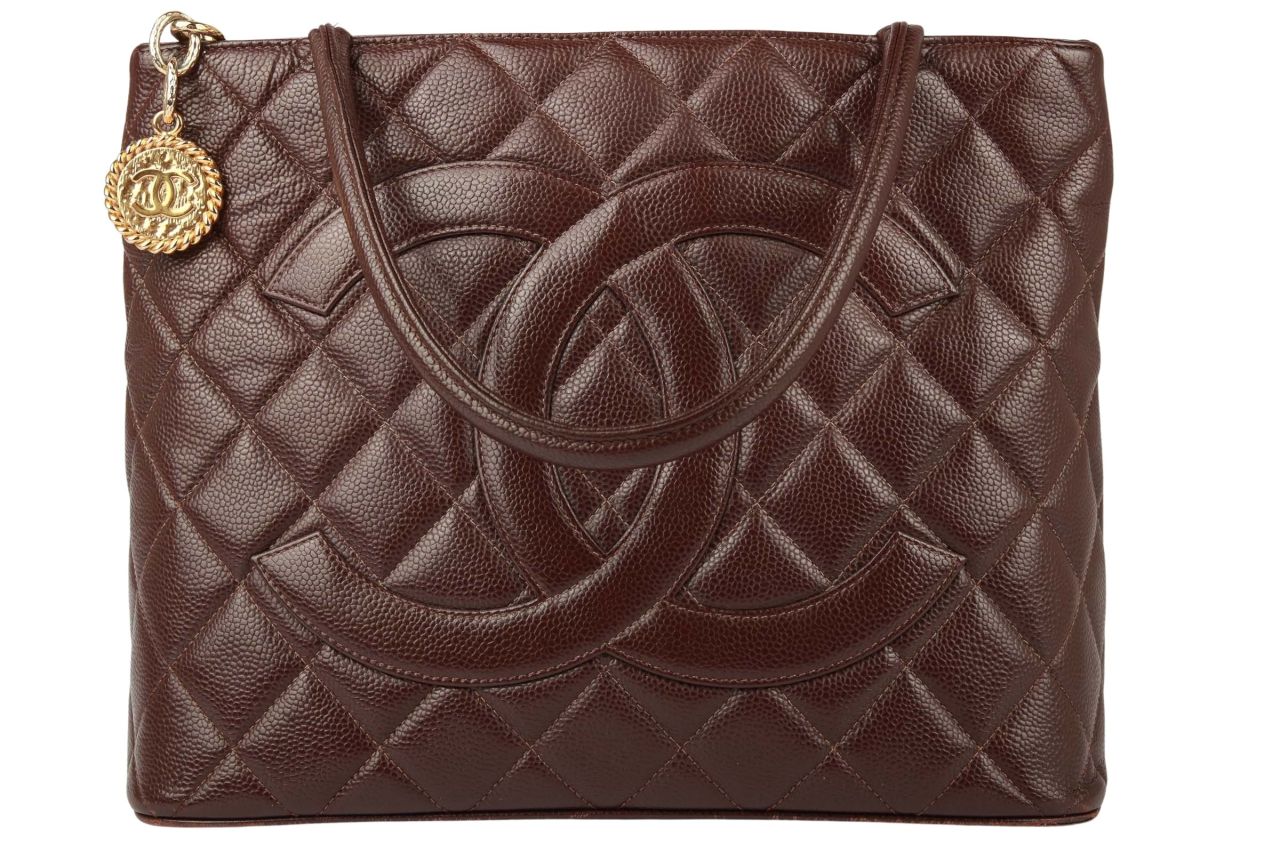 Chanel Medaillon Shopper Kaviarleder Bordeauxrot