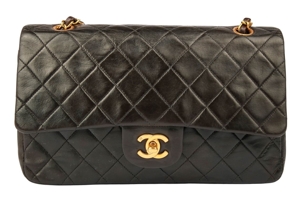 Chanel Timeless Classic Double Flap Medium Schwarz