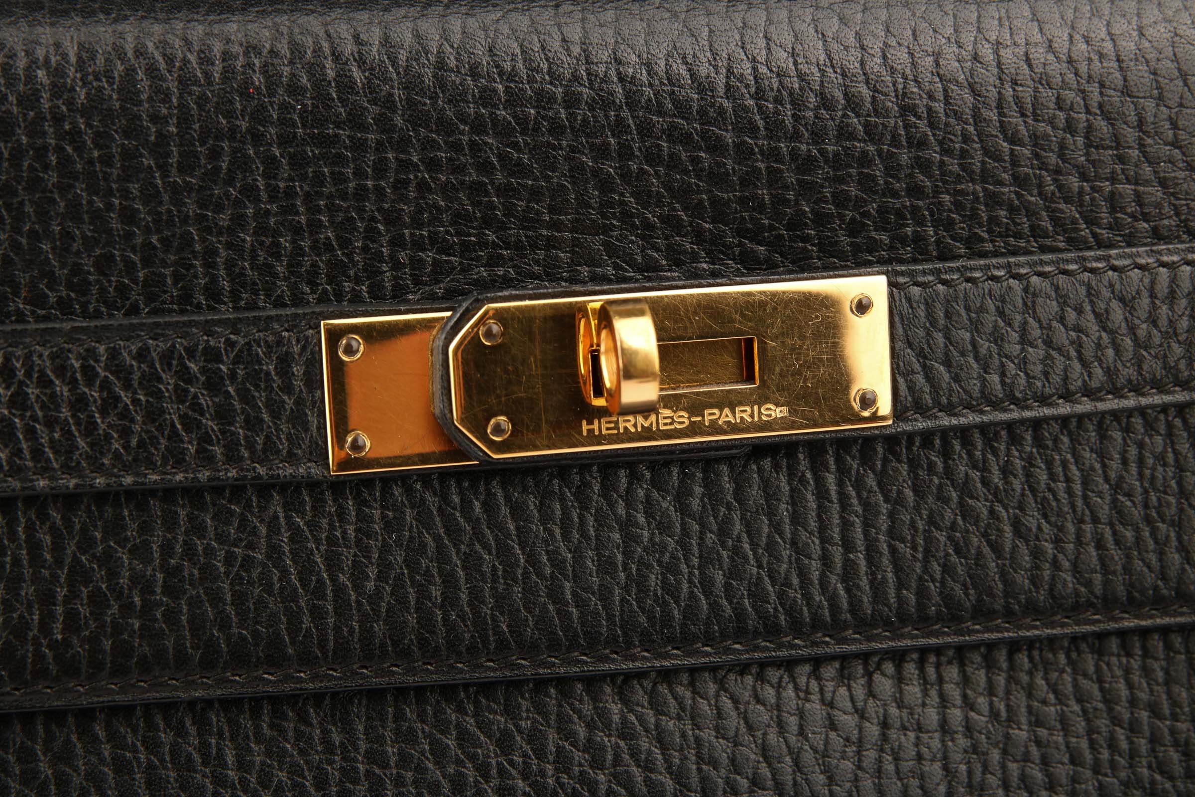 Hermes Kelly Handbag Noir Ardennes with Gold Hardware 35 Black