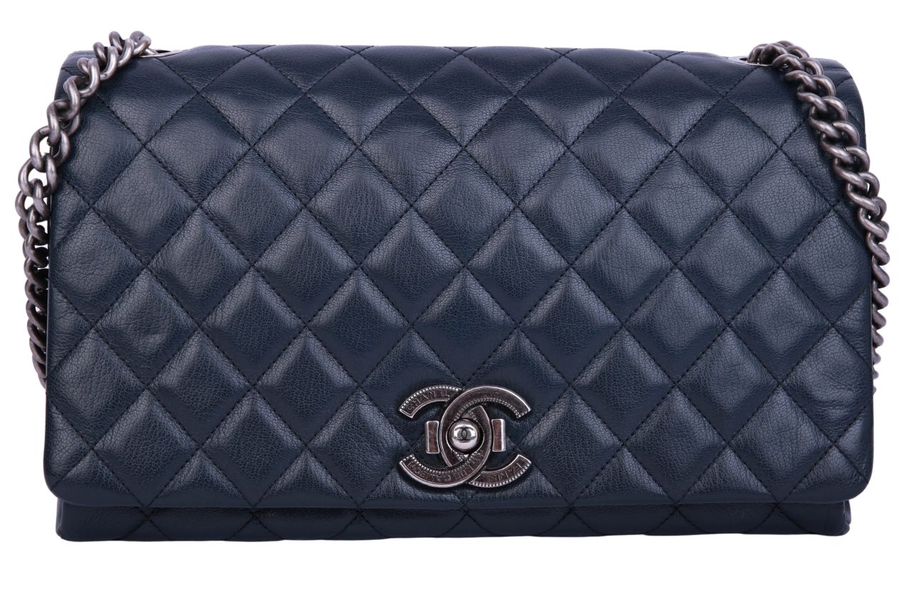 Chanel City Rock Flap Bag Dunkelblau