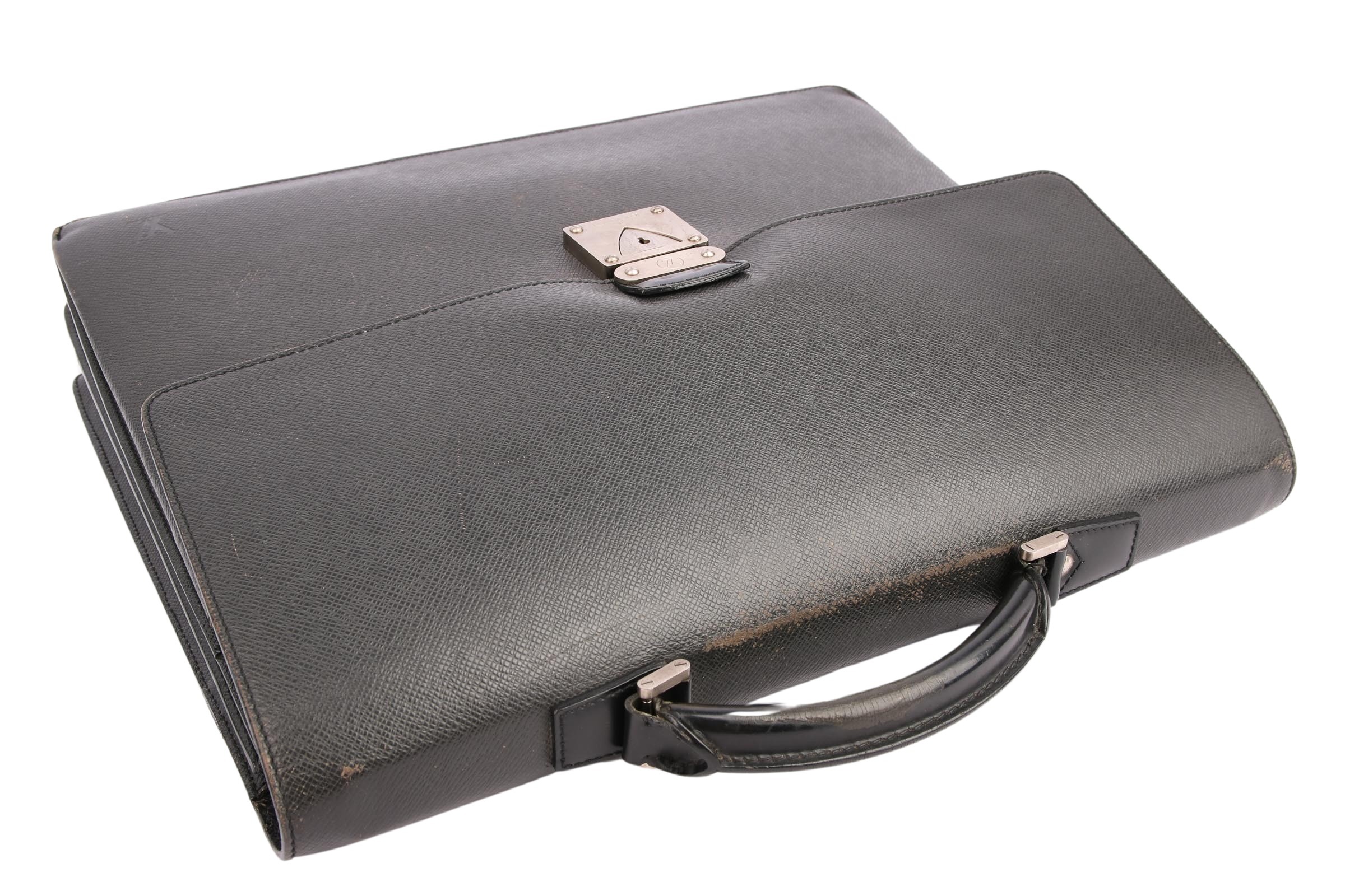 briefcase taiga leather