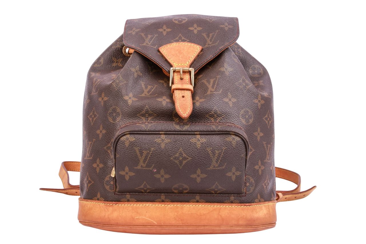 Louis Vuitton Montsouris MM Monogram Canvas