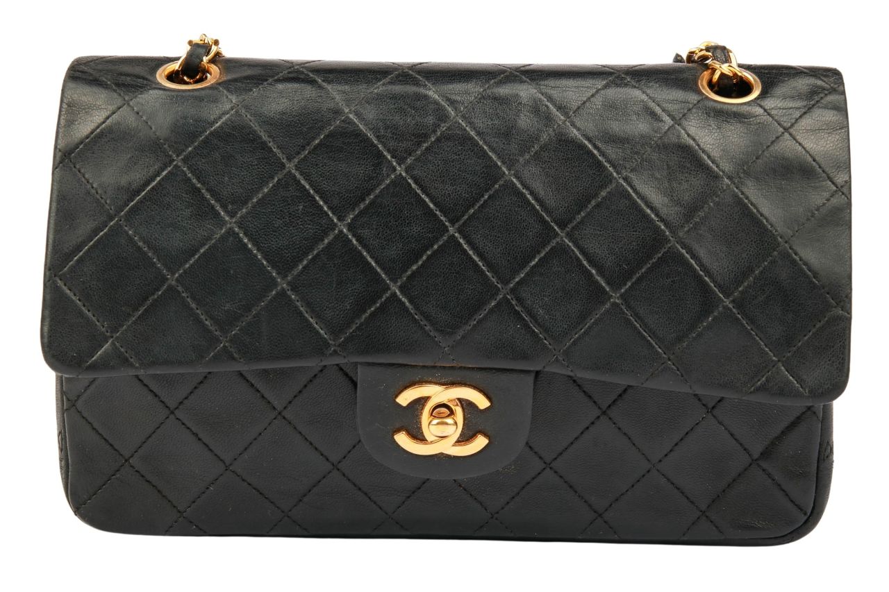 Chanel Timeless Classic Double Flap Bag Medium Schwarz