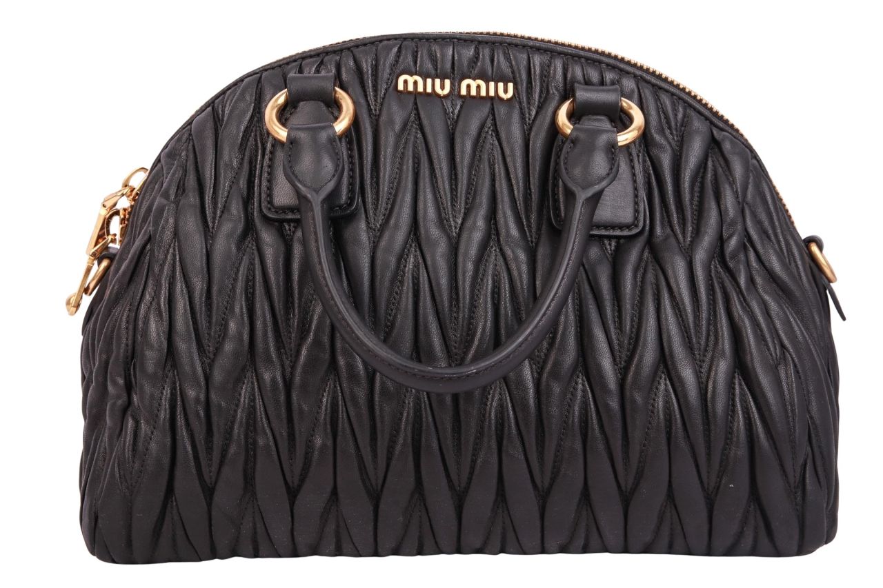 Miu Miu Matelassé Bag Schwarz Leder