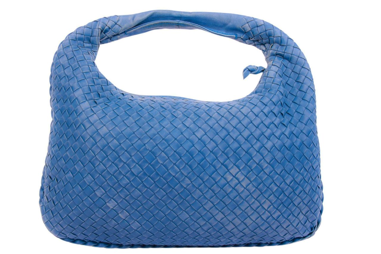 Bottega Veneta Intrecciato Hobo Bag Blau