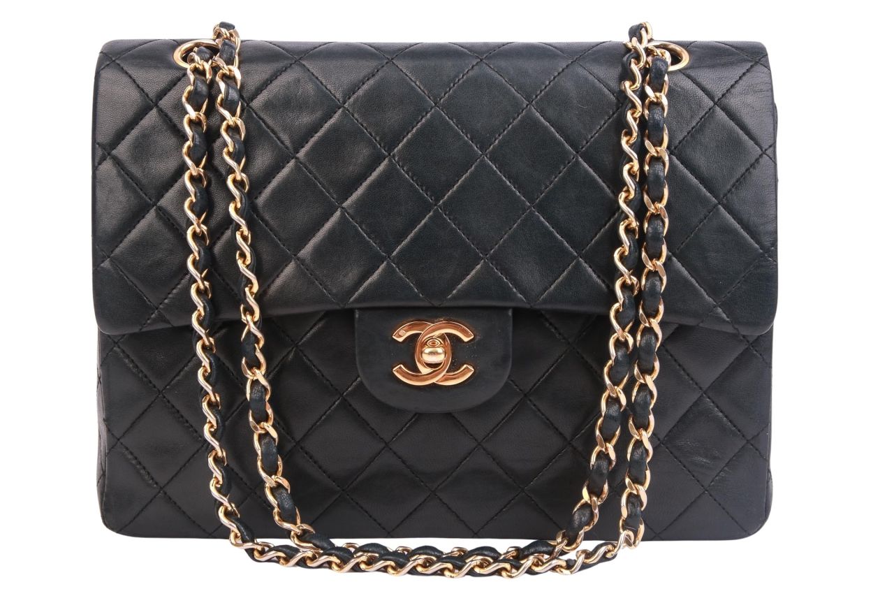 Chanel Square Double Flap Medium Schwarz