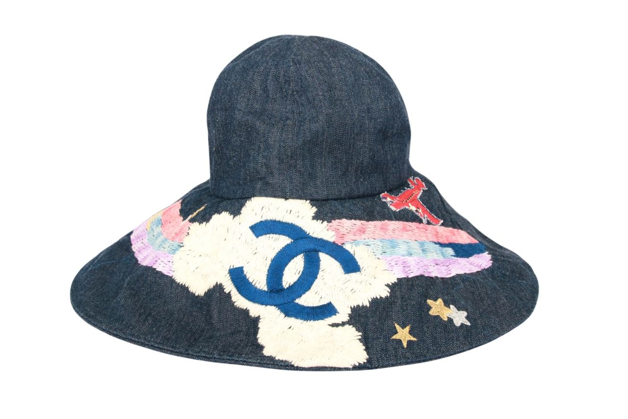 Chanel Embroidered Denim Jumbo Hat Gr. M Limited Edition