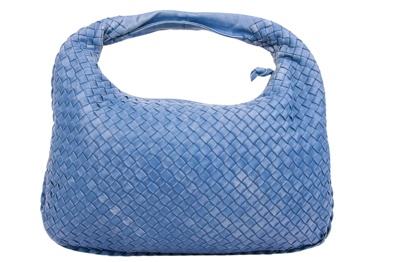 Bottega Veneta Intrecciato Hobo Bag Blau