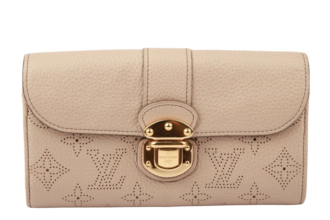 Louis Vuitton Amelia Mahina Portemonnaie Nude Leder