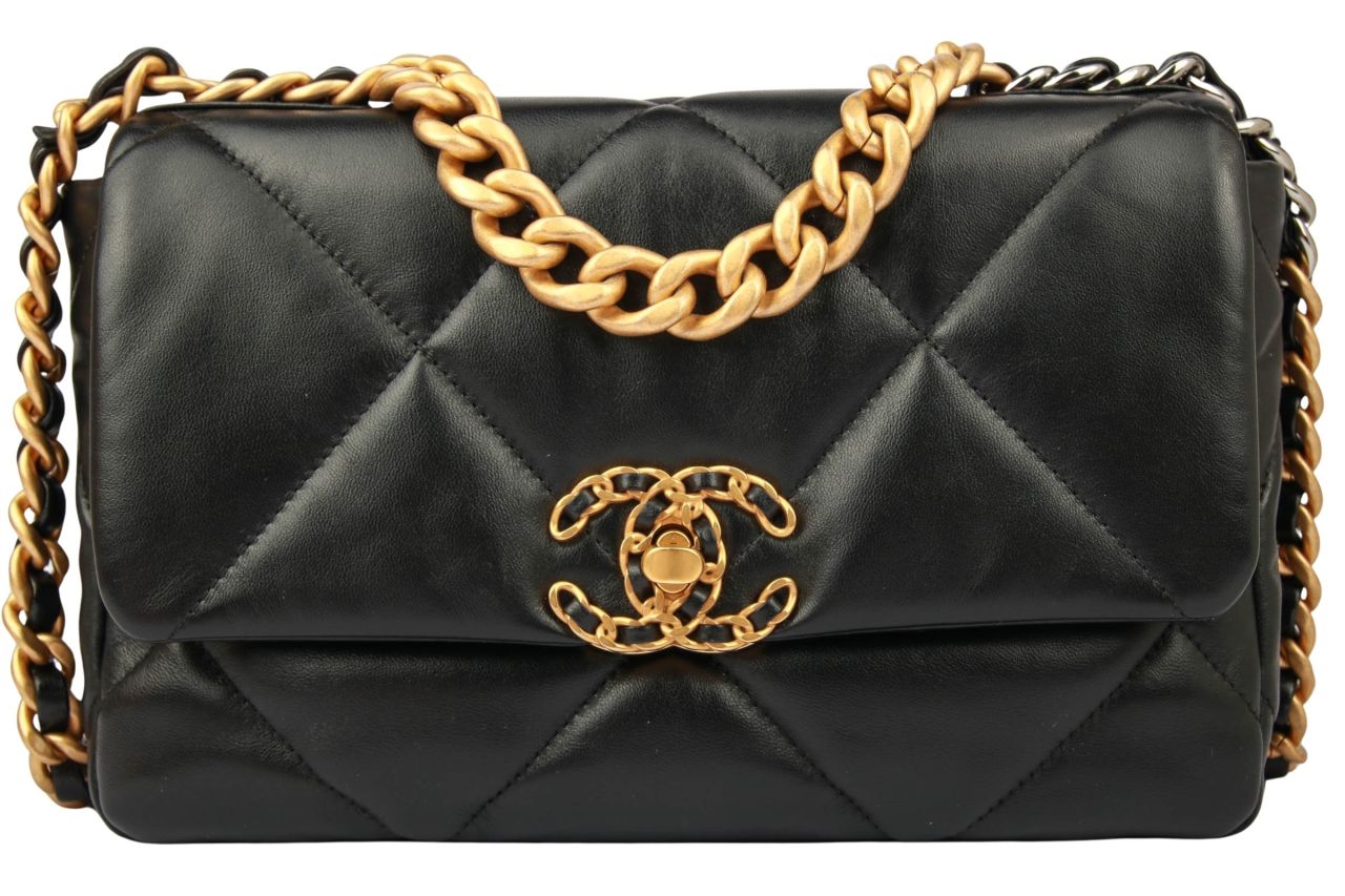 Chanel 19 Flap Bag Small Schwarz